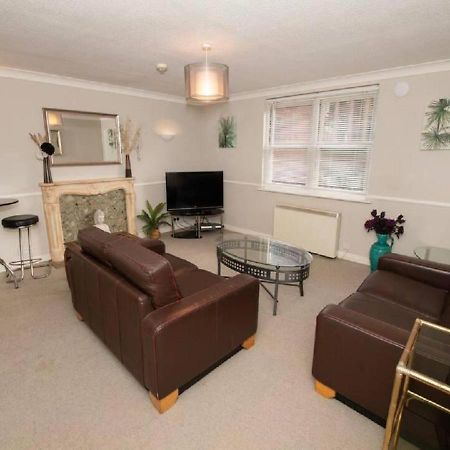 Cormorant - Beautiful 2 Bed Apartment With Sea Views Old Town 스카버러 외부 사진