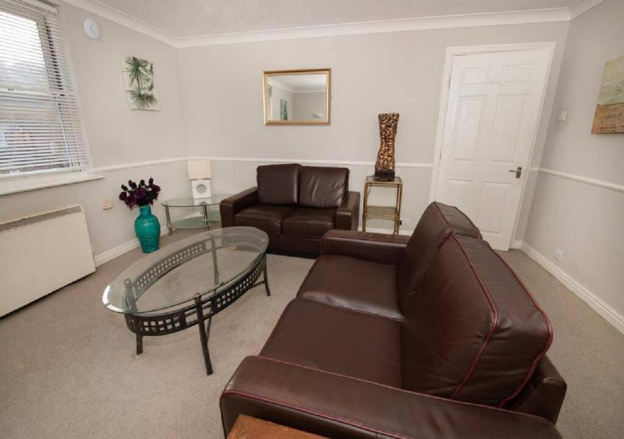 Cormorant - Beautiful 2 Bed Apartment With Sea Views Old Town 스카버러 외부 사진