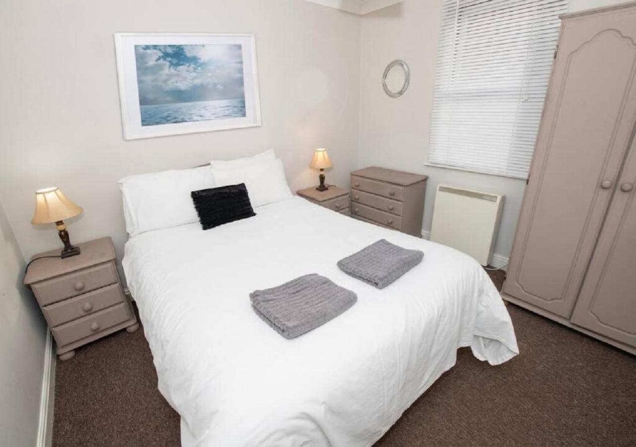 Cormorant - Beautiful 2 Bed Apartment With Sea Views Old Town 스카버러 외부 사진