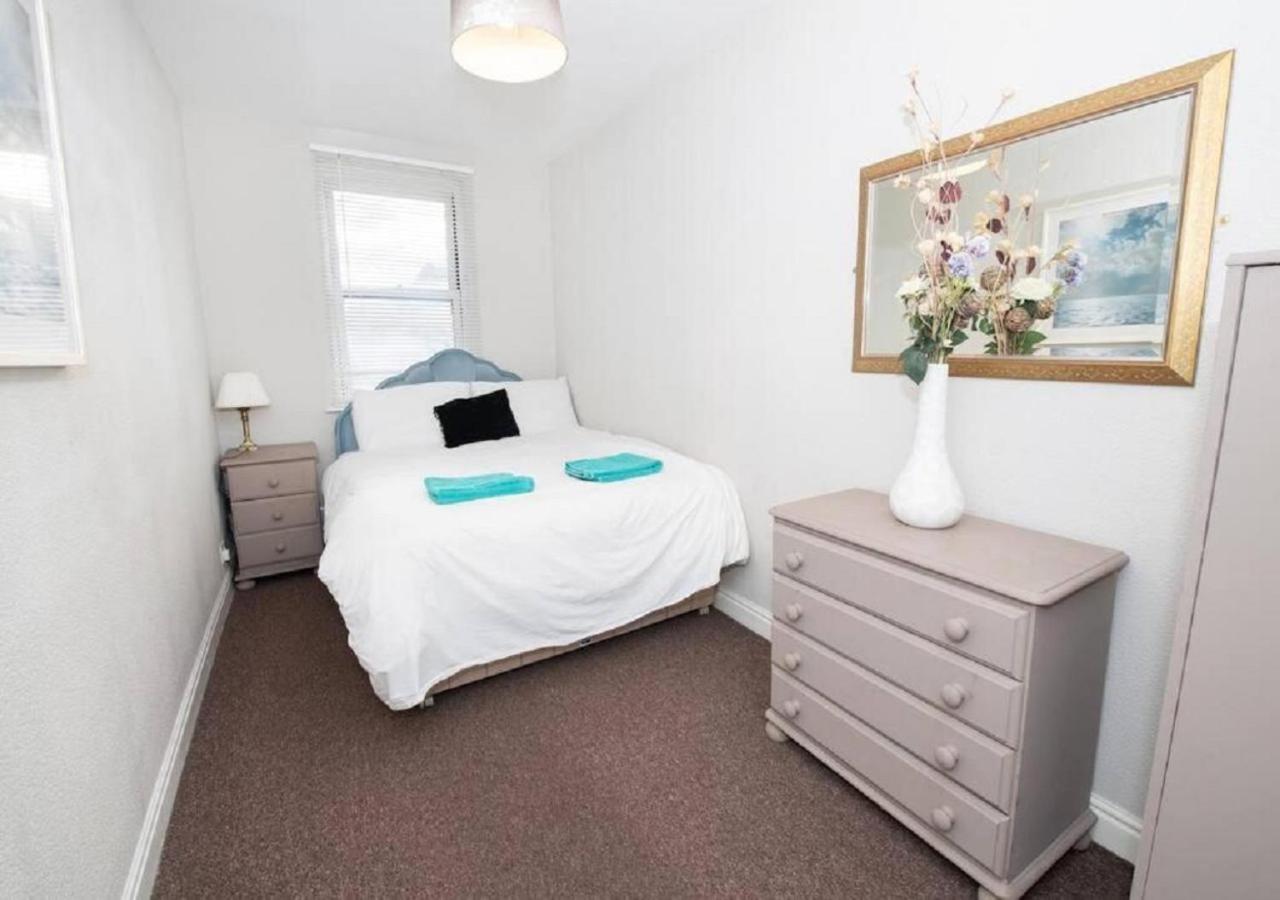 Cormorant - Beautiful 2 Bed Apartment With Sea Views Old Town 스카버러 외부 사진