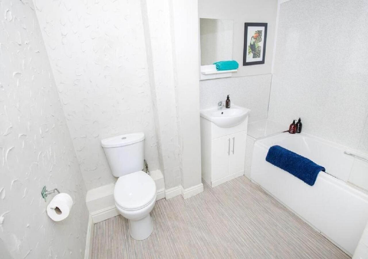 Cormorant - Beautiful 2 Bed Apartment With Sea Views Old Town 스카버러 외부 사진