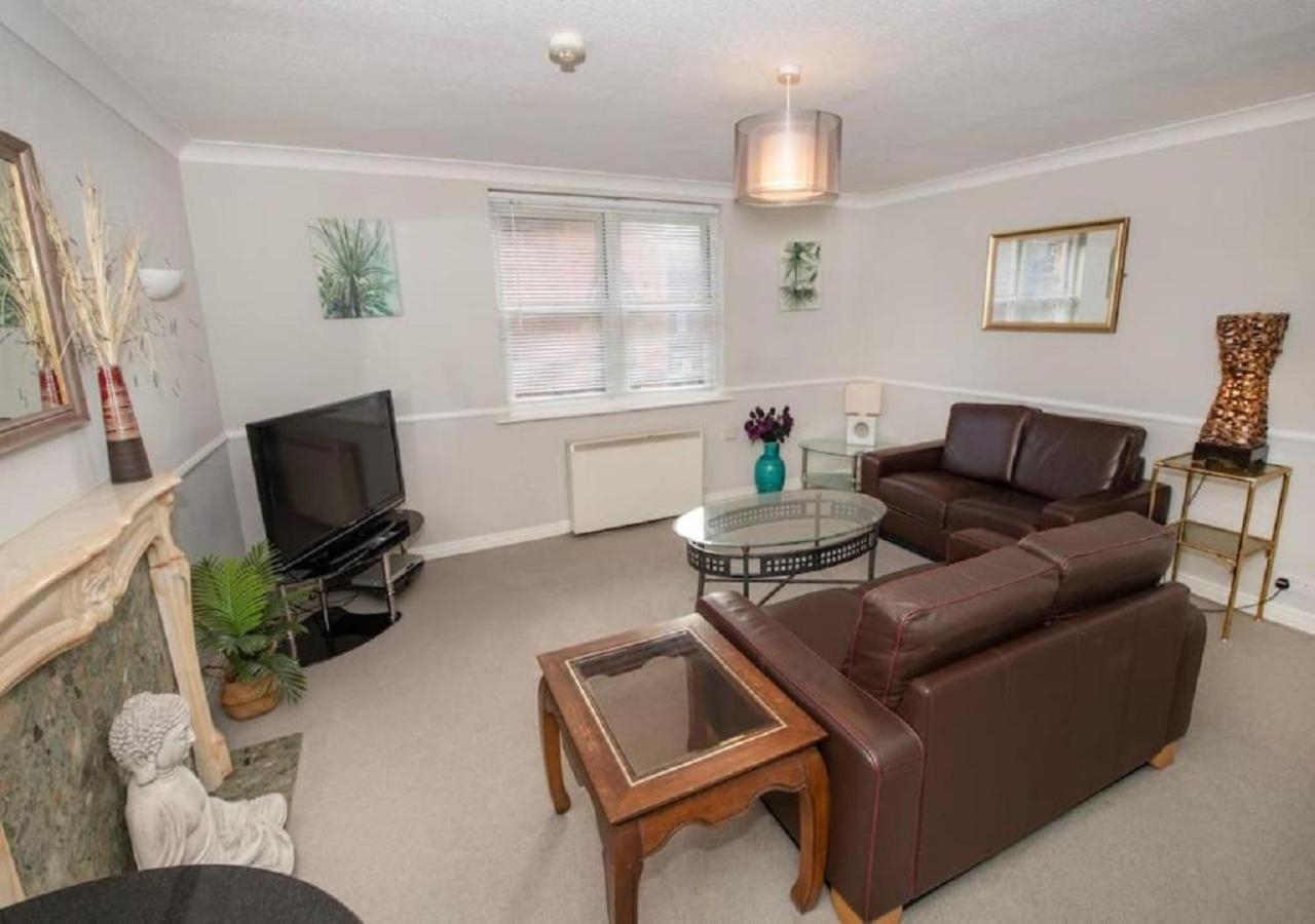 Cormorant - Beautiful 2 Bed Apartment With Sea Views Old Town 스카버러 외부 사진